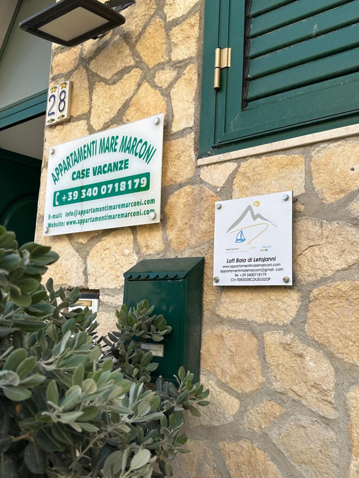 Loft Baia Di Letojanni Apartment Exterior photo